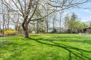 74 Suzanne Dr, Portsmouth, NH 03801 - Photo 21