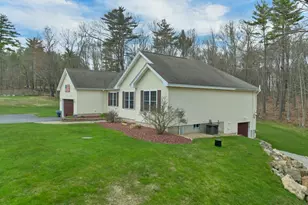 303 Lords Mill Rd, Epsom, NH 03234 - Photo 5