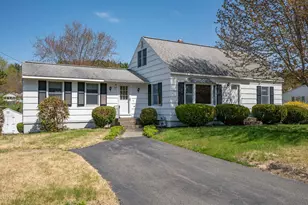 17 Stevens Ave, Merrimack, NH 03054 - Photo 1