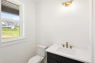 244 Oak St, Dover, NH 03820 - Photo 5