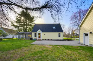 6 Fifield Ln, Stratham, NH 03885 - Photo 3