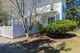 23 Gill St, Exeter, NH 03833 - Photo 3