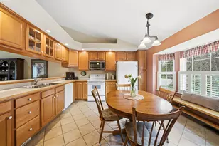 21 Linden Dr, Hampstead, NH 03826 - Photo 9