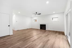7 Lily Ln, Londonderry, NH 03053 - Photo 5