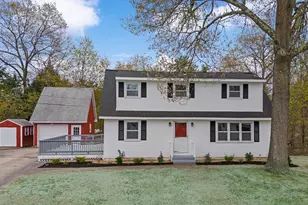 12 Hemlock St, Hudson, NH 03051 - Photo 1