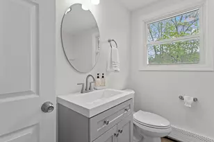 12 Hemlock St, Hudson, NH 03051 - Photo 29