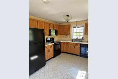 18 Sullivan Court, Salem, NH 03079 - Photo 9