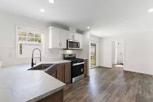 40 Pine St, Hinsdale, NH 03451 - Photo 7