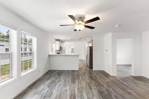 40 Pine St, Hinsdale, NH 03451 - Photo 15