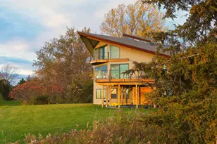 86 Town Line Rd, South Hero, VT 05486 - Photo 3