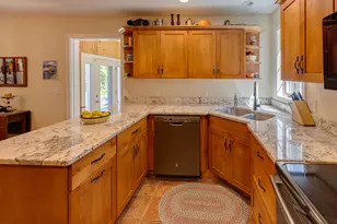 105 Loft Cir, Campton, NH 03223 - Photo 13