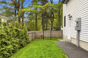 8 Gale St, Concord, NH 03301 - Photo 29