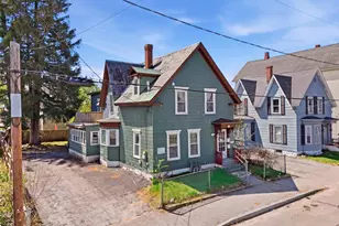 266 Douglas St, Manchester, NH 03102 - Photo 5