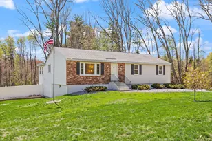 17 Oxbow Ln, Derry, NH 03038 - Photo 3