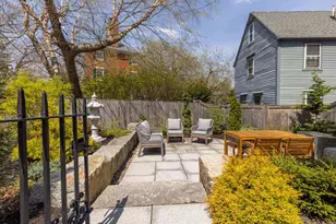 303 Pleasant St, Portsmouth, NH 03801 - Photo 3