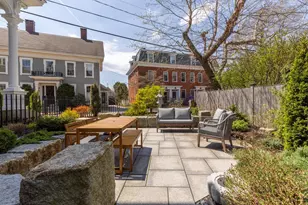 303 Pleasant St, Portsmouth, NH 03801 - Photo 51