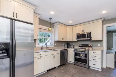 180 Post Road, Greenland, NH 03840 - Photo 11
