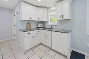 34 Juniper Rd, Derry, NH 03038 - Photo 13
