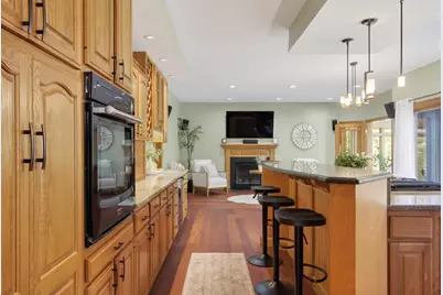 55 Lazarus Way, Salem, NH 03079 - Photo 11