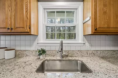 165 Kenberma Street, Manchester, NH 03103 - Photo 15