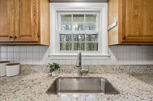 165 Kenberma St, Manchester, NH 03103 - Photo 15