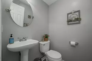 71 Auburn Rd, Hooksett, NH 03106 - Photo 25
