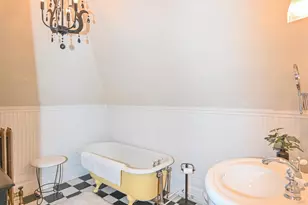 203 N Adams St, Manchester, NH 03104 - Photo 35