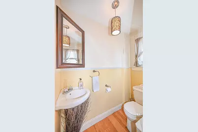 203 N Adams Street, Manchester, NH 03104 - Photo 17