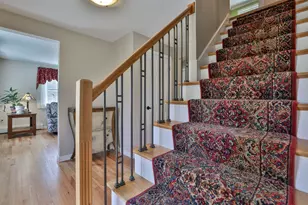 9 Lund Dr, Hudson, NH 03051 - Photo 7