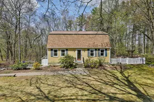 9 Lund Dr, Hudson, NH 03051 - Photo 1