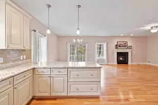 7 Torrey Pines Cir, Plaistow, NH 03865 - Photo 19