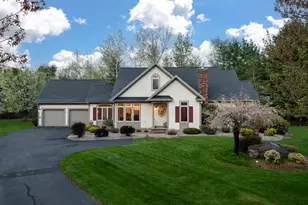 16 Hawkins Pond Ln, Salem, NH 03079 - Photo 1