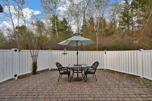 16 Hawkins Pond Ln, Salem, NH 03079 - Photo 17