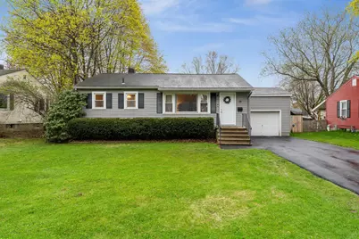 35 Baldwin Avenue, South Burlington, VT 05403 - Photo 1