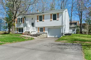 5 Sprucewood Dr, Rochester, NH 03867 - Photo 1