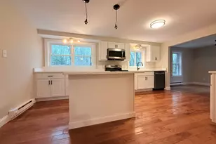 14 Moharimet Dr, Madbury, NH 03823 - Photo 5