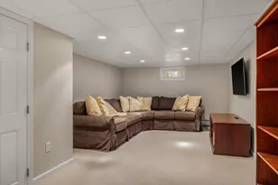 9 Brown Ave, Stratham, NH 03885 - Photo 43