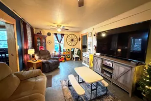 64 Washington St, Littleton, NH 03561 - Photo 11