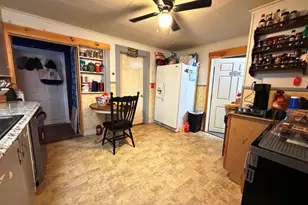 64 Washington St, Littleton, NH 03561 - Photo 13
