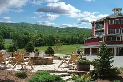 368/370 Qtr. I V Jackson Gore Inn, Ludlow, VT 05149 - Photo 19