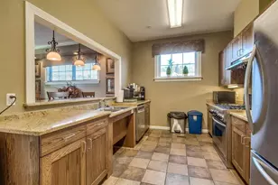 219 Knollwood Way, Manchester, NH 03102 - Photo 43