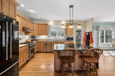 198 McLane Way, Manchester, NH 03104 - Photo 13