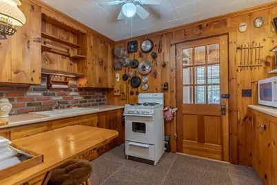 22 Pine Street, Nottingham, NH 03290 - Photo 3