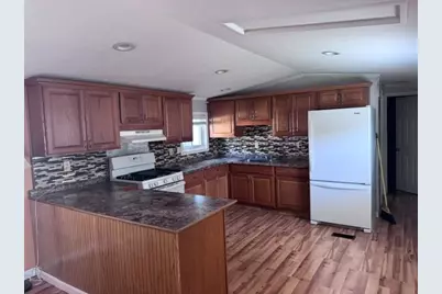 43 Mobile Drive, Hudson, NH 03051 - Photo 5