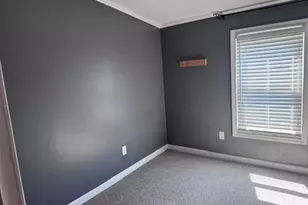 43 Mobile Dr, Hudson, NH 03051 - Photo 11