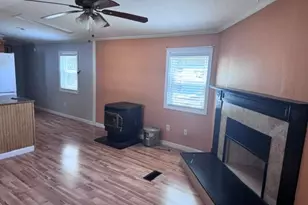43 Mobile Dr, Hudson, NH 03051 - Photo 15