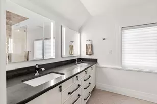 226 Park St, Portsmouth, NH 03801 - Photo 29