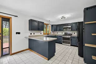 21 Emerald Dr, Laconia, NH 03246 - Photo 9
