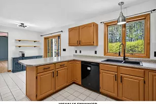 21 Emerald Dr, Laconia, NH 03246 - Photo 5