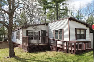 106 Donald Dr, Goffstown, NH 03045 - Photo 1